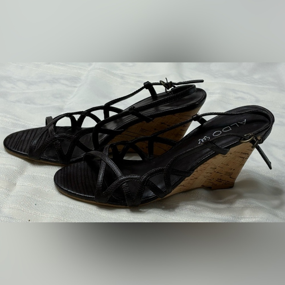 Aldo Vero Cuoio wedge black‎ size 39 leather cork
